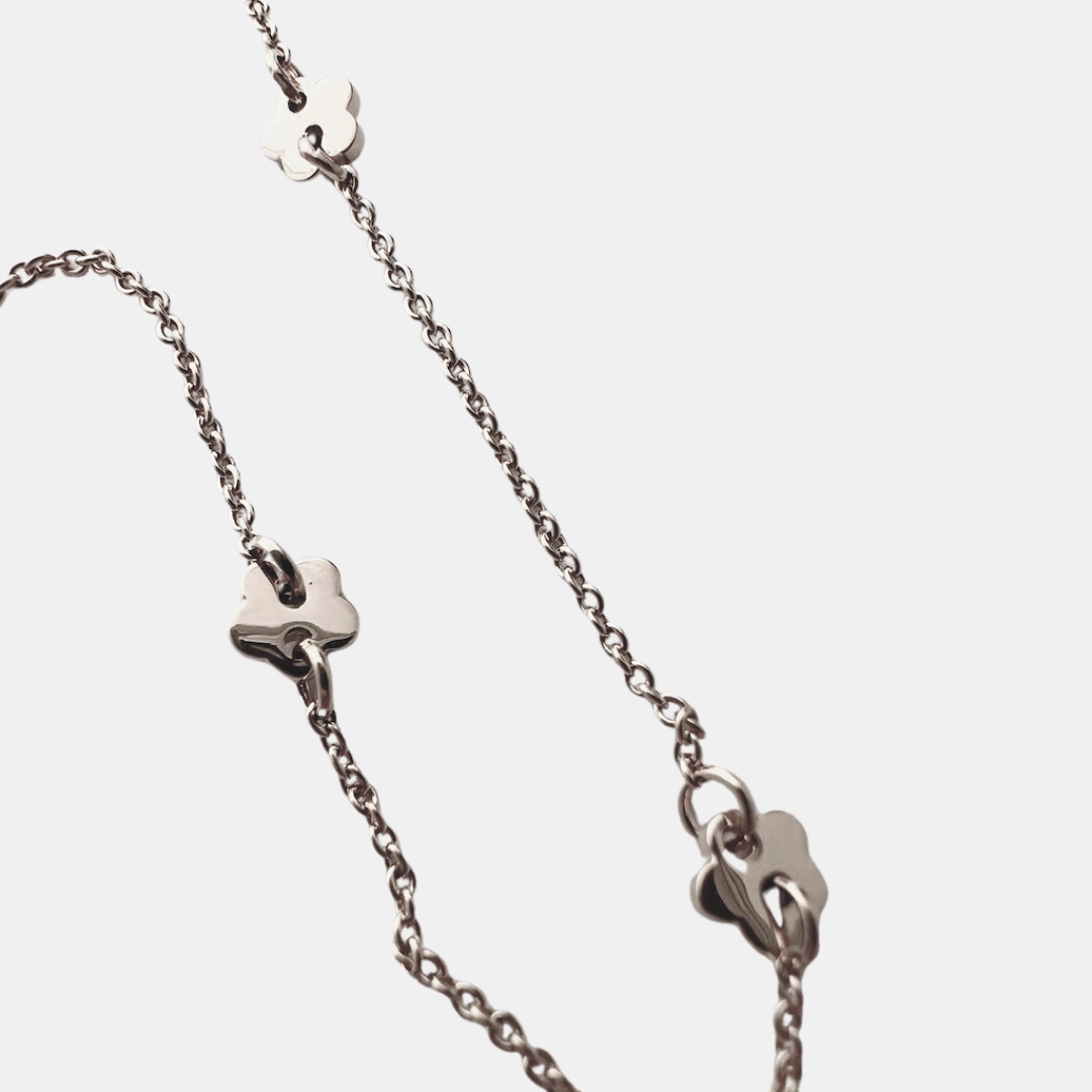 Silver Daisy Chain Necklace