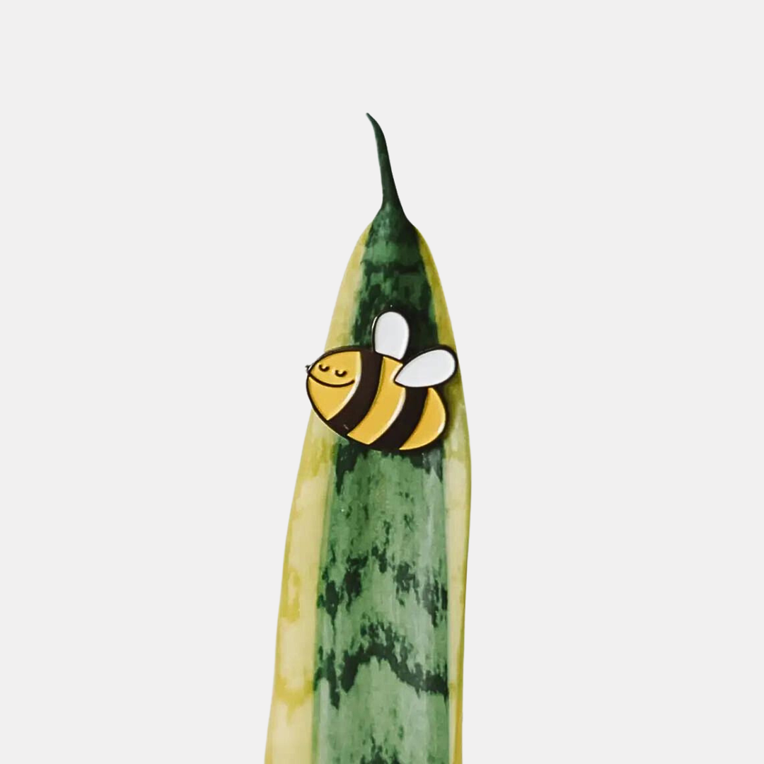 Bee Magnetic Plant Charm