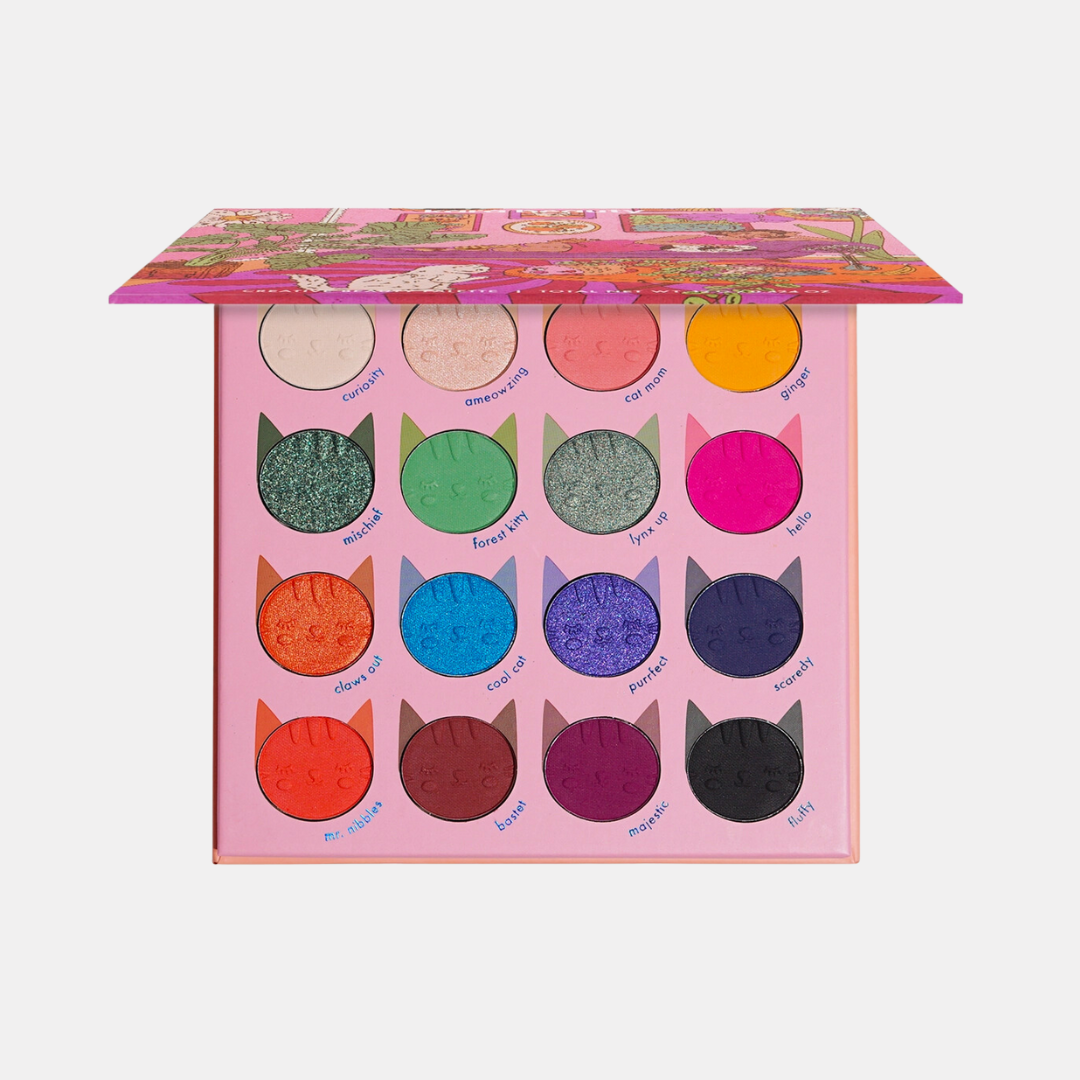 Moment To Paws Eyeshadow Palette