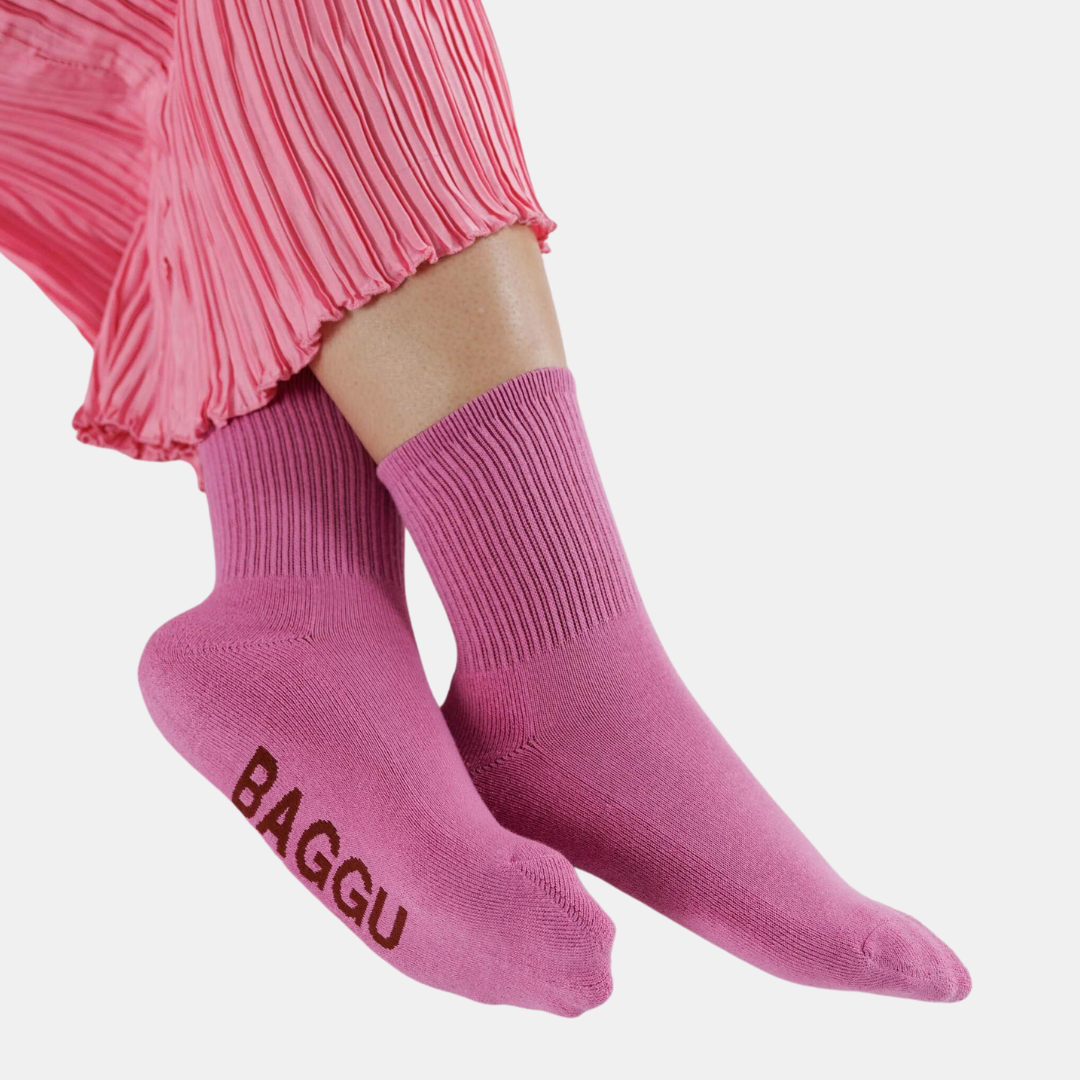 Extra Pink Ribbed Socks