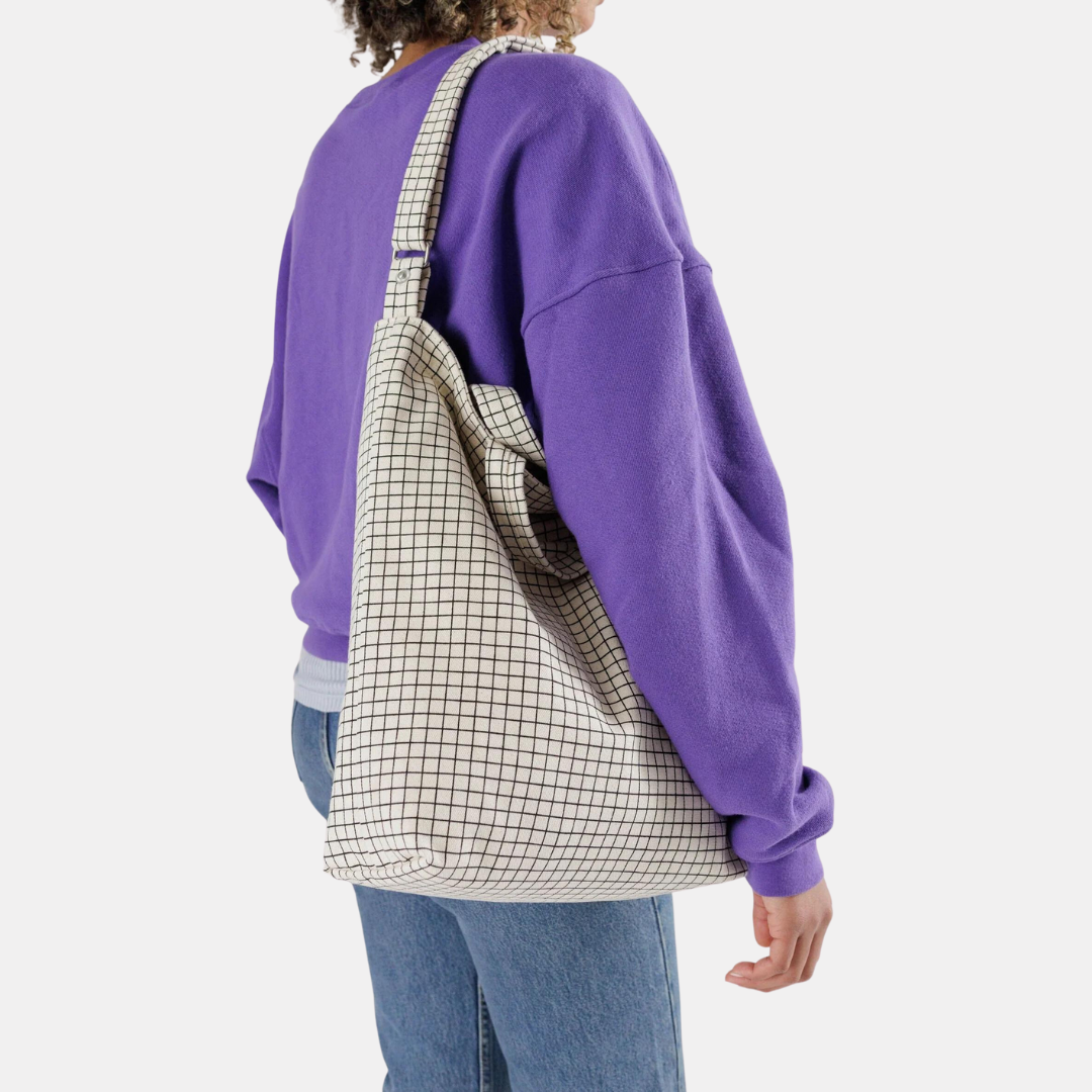 Natural Grid Zip Duck Tote