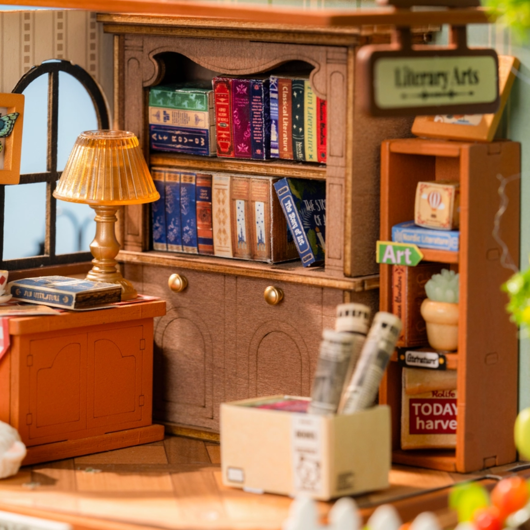 The Muse Bookshop DIY Miniature Kit