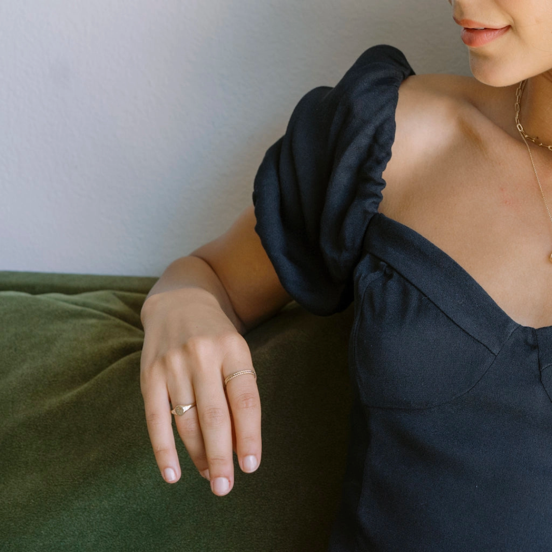 Gold Flora Signet Ring