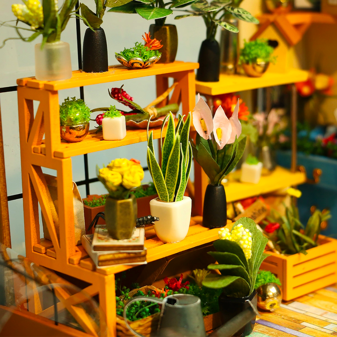 Cathy's Flower House DIY Miniature Kit
