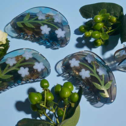 Forget-Me-Not Hair Claw