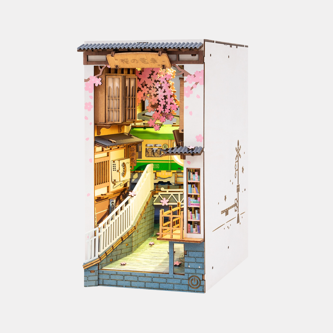 Sakura Densya Book Nook DIY Miniature Kit