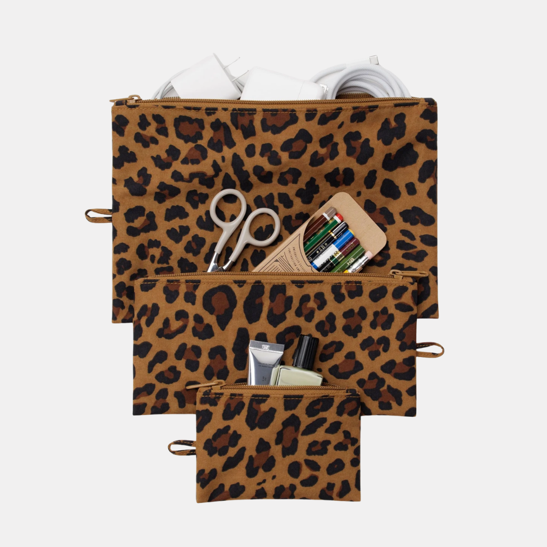 Leopard Flat Pouch Set