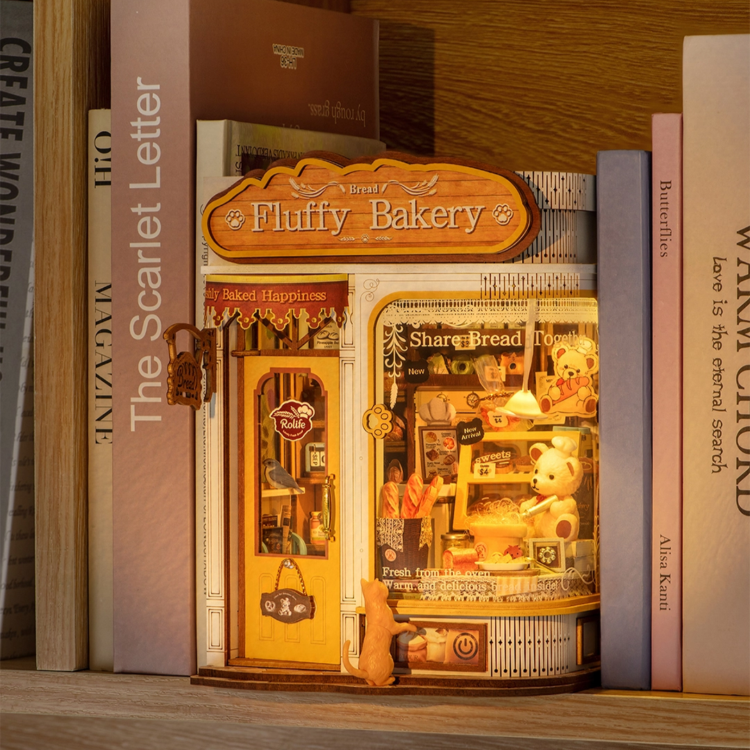 Fluffy Bakery Book Nook DIY Miniature Kit