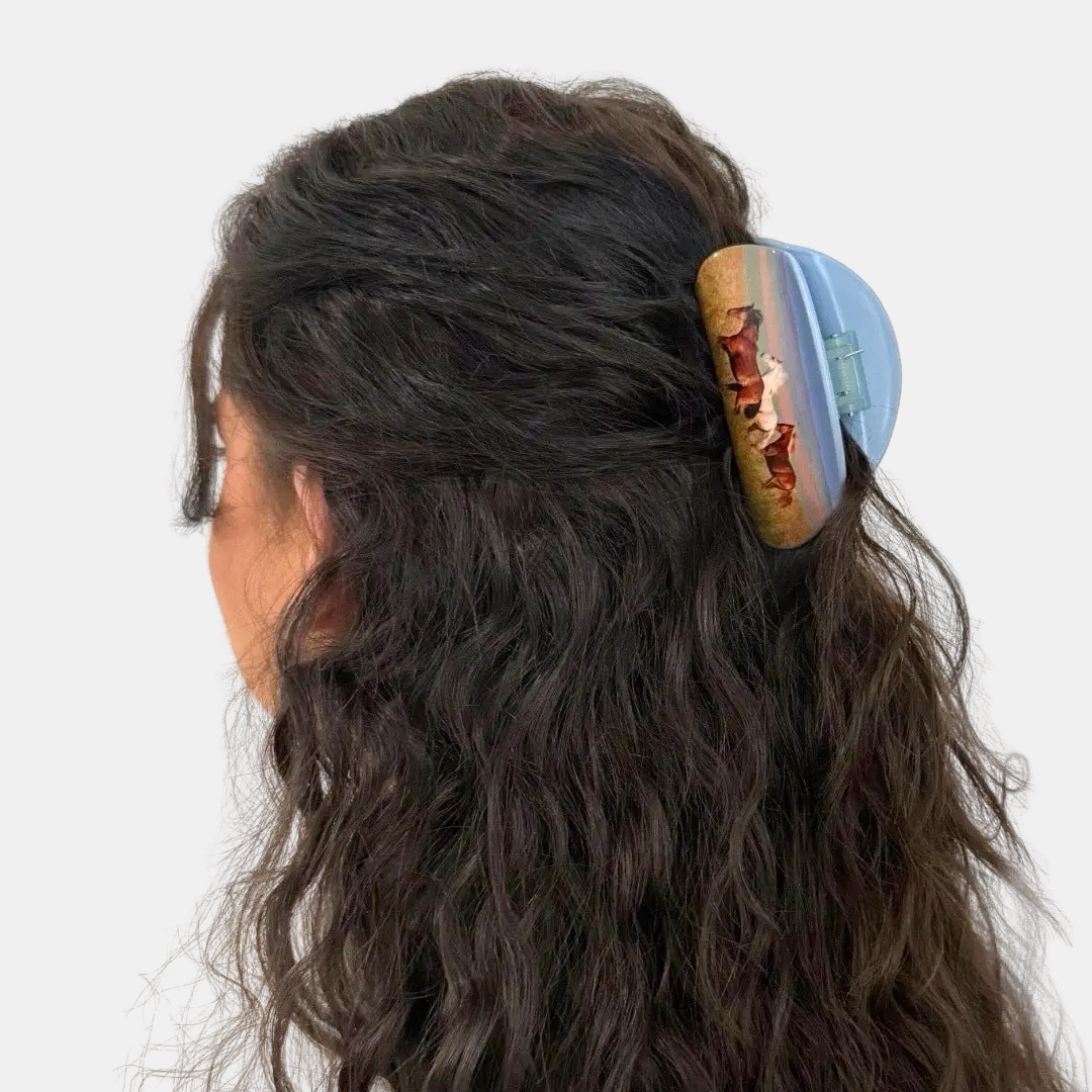 Horse Girl Suki Hair Claw