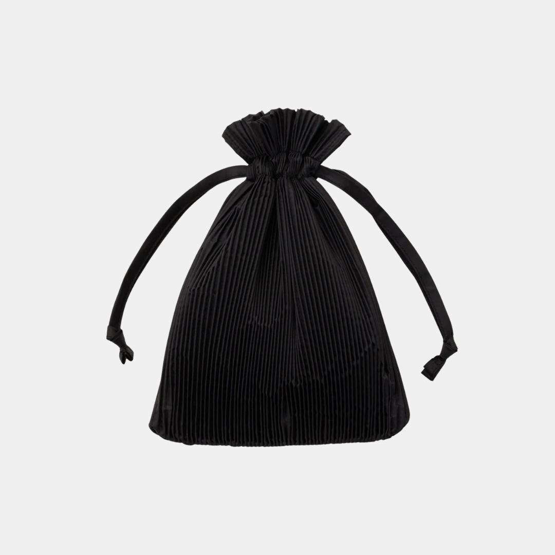 Black Pleated Baggu
