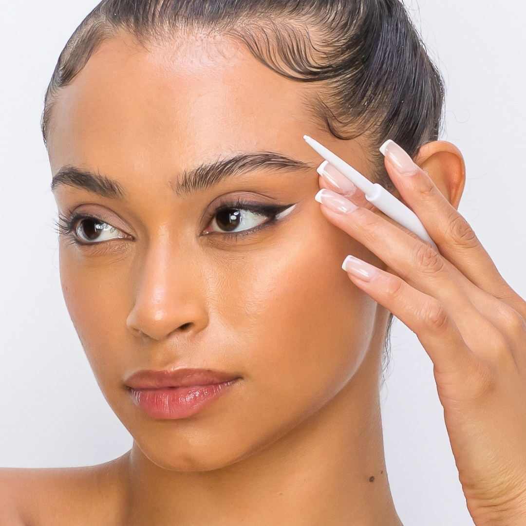 White Pro Liner Eyeliner