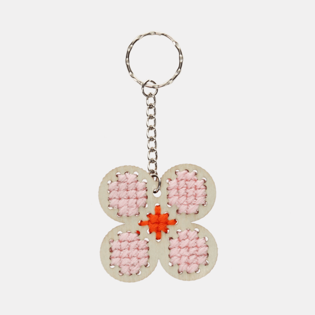 Stitch Your Own Daisy Wooden Keyring Kit