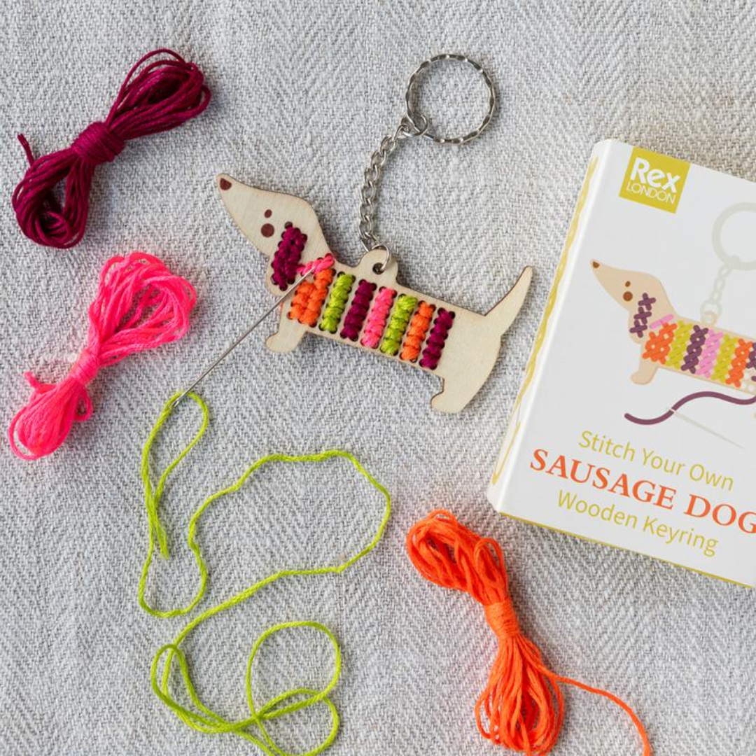 Stitch Your Own Sausage Dog Wooden Keyring Kit