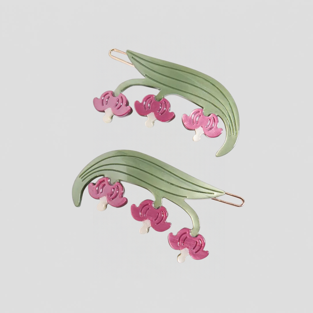 Bleeding Heart Barrette Set