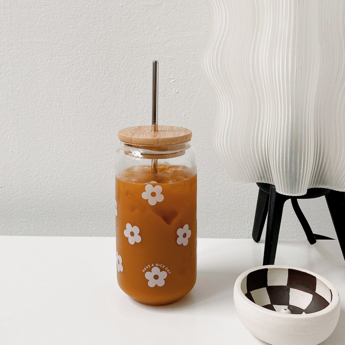 White Daisy Glass Cup